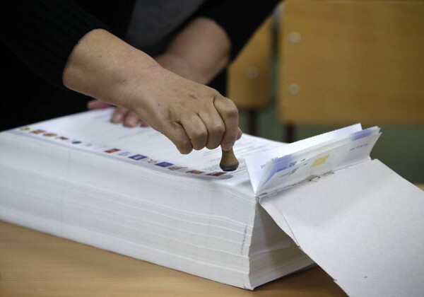 Северная Македония проводит второй тур президентских и парламентских выборов